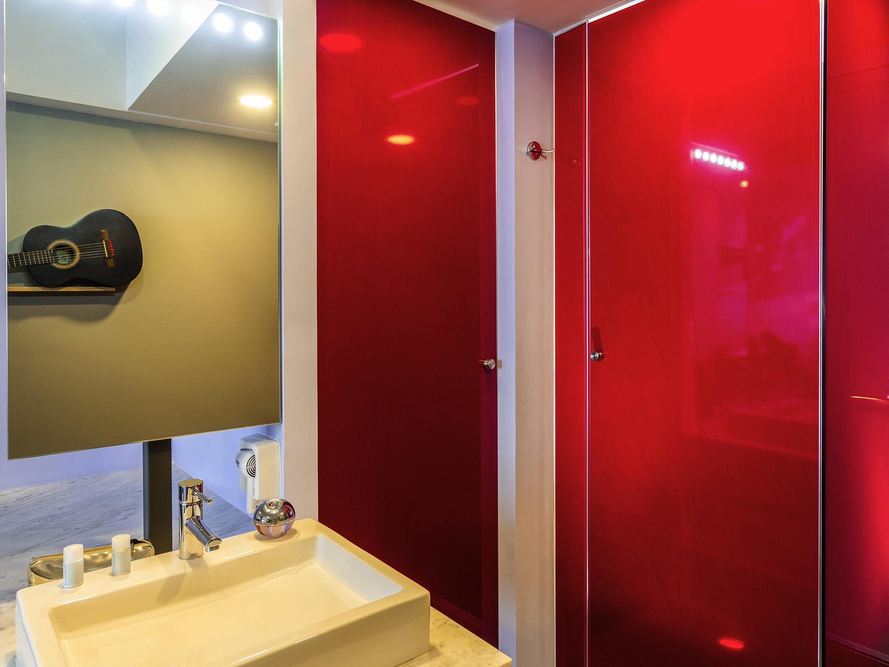 Ibis Styles Merida Galerias Exterior photo