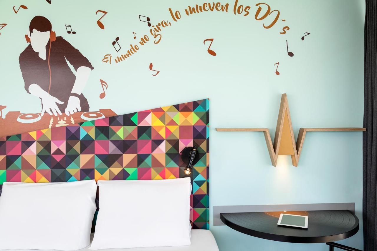 Ibis Styles Merida Galerias Exterior photo